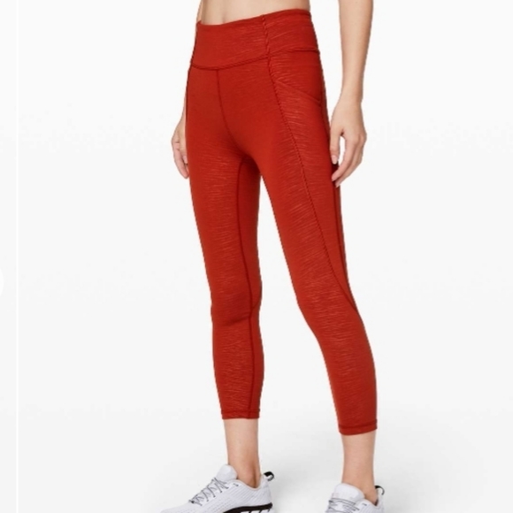 Lululemon Time To Sweat Crops 23" - Picture 2 of 12